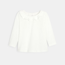 Trendy knit t-shirt with a frilled collar