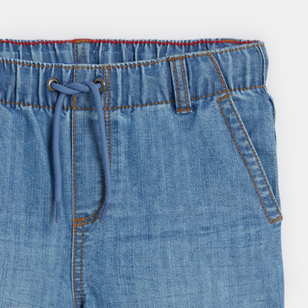Boy's light blue jeans Boy's light blue jeans